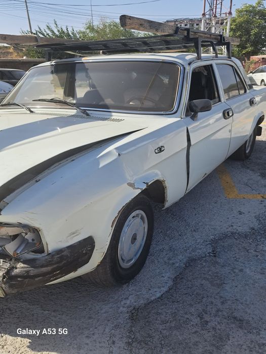 Volga Gaz 31029 srochna sotiladi