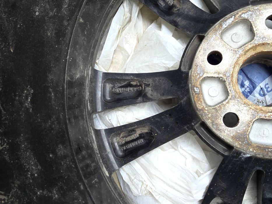 Anvelope iarna 235 45 18 goodyear