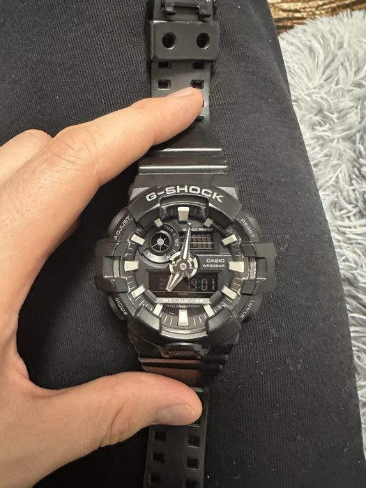 Casio G Shock ga-700