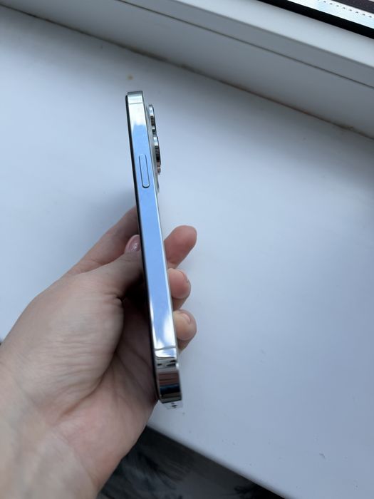 Продам iPhone 14 pro
