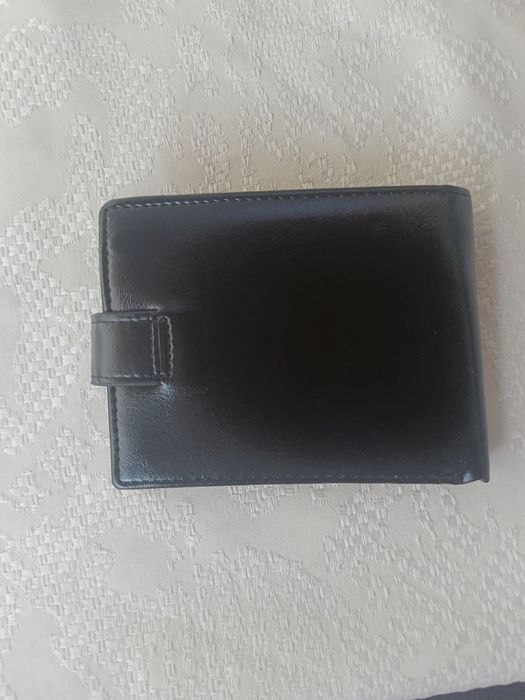 Мъжки кожен портфейл