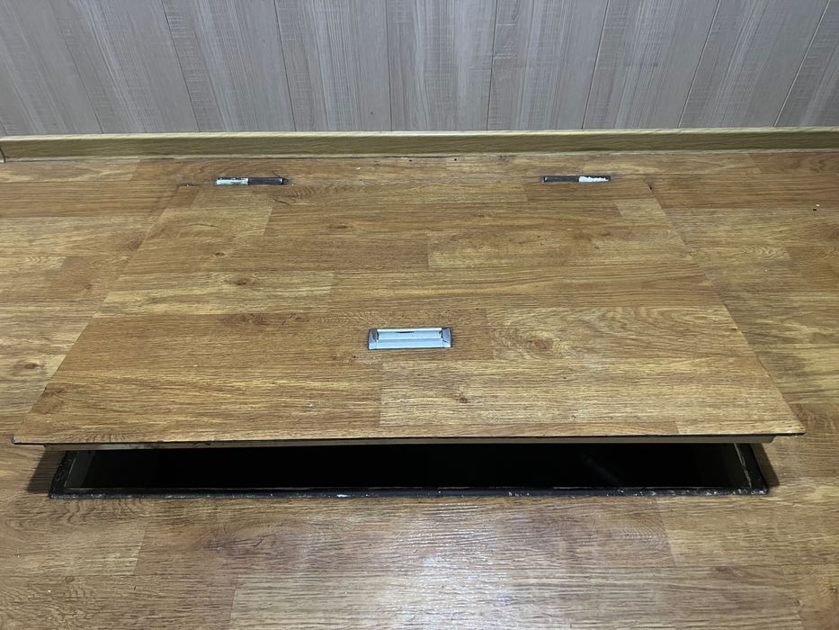 Скрытый люк под плитку (ревизионный). Напольные люки от производителя.