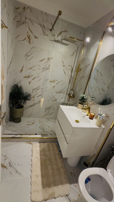 Vand apartament 3 camere Calea Bucuresti