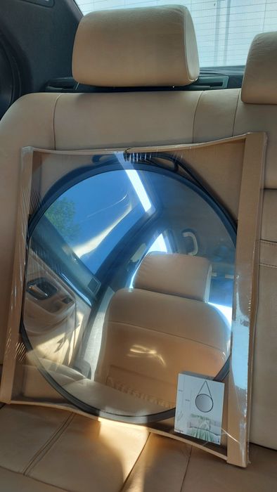 Огледало 50см с черна метална рамка и кожена каишка