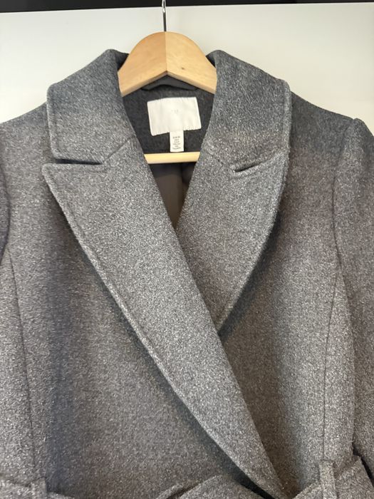 Продавам H&M палто сиво