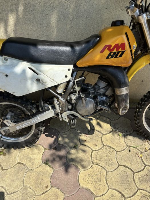 Motocicleta Suzuki RM80