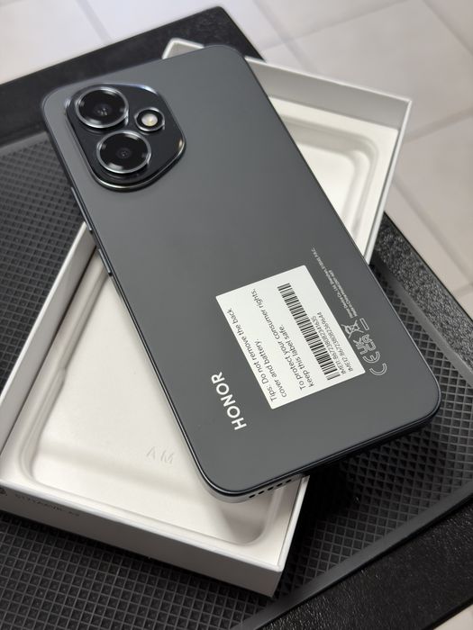 Honor 400 5G Midnight Black 512GB 8GB RAM Dual Sim ЧистоНов 2г Гаранция