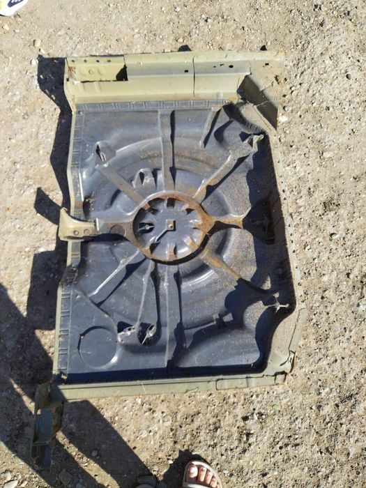 Дъно на багажник Пежо 308 след 2015