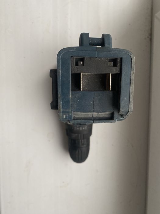 Шуруповерт продам.