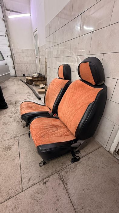 Продам 2 автокресла