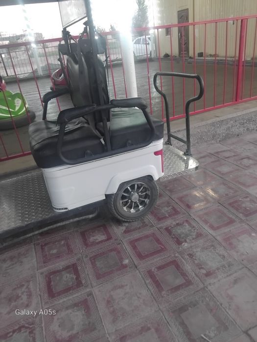 Golf car Golf car