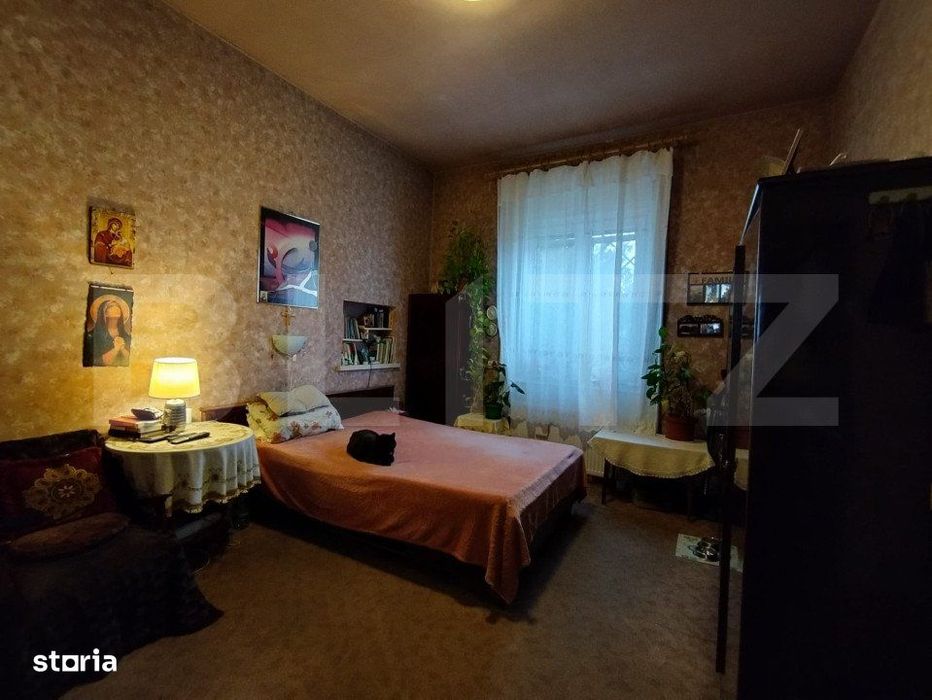 Apartament spatios, cu 4 camere, 155 mp, zona Catedrala si malul Begai