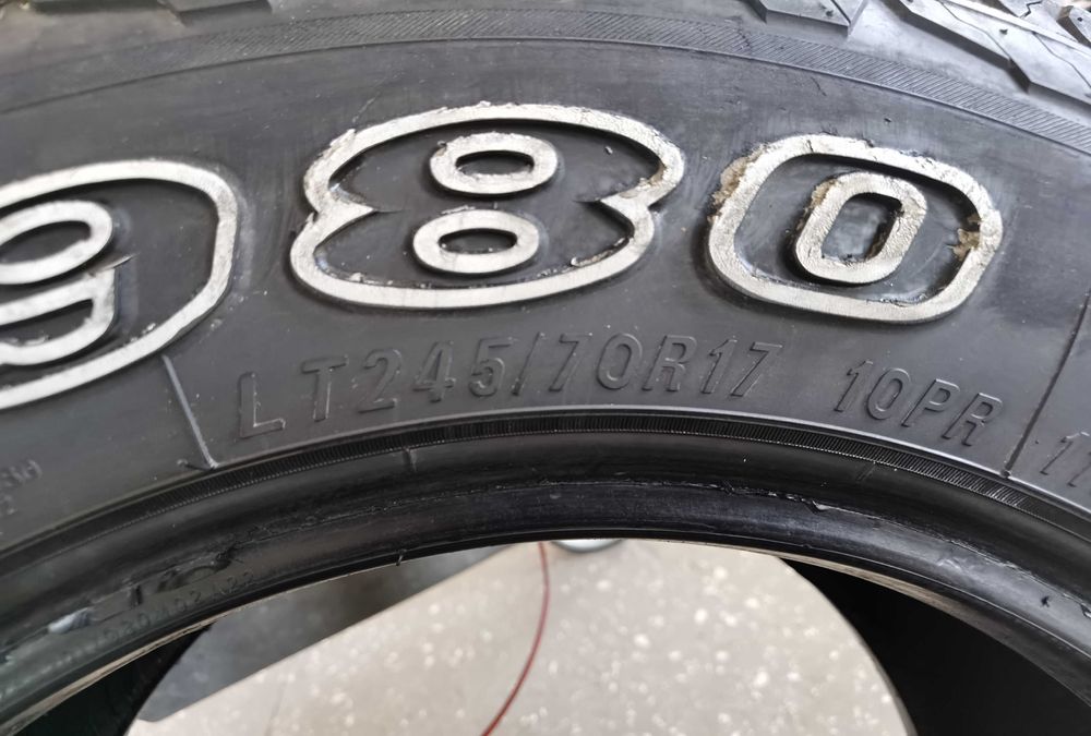 Резина АТ 245/70/17