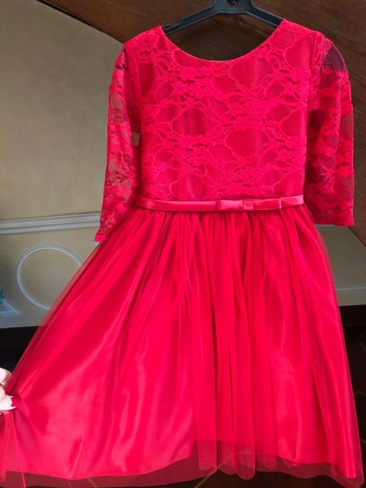 Нарядное платье на 7/8 лет США