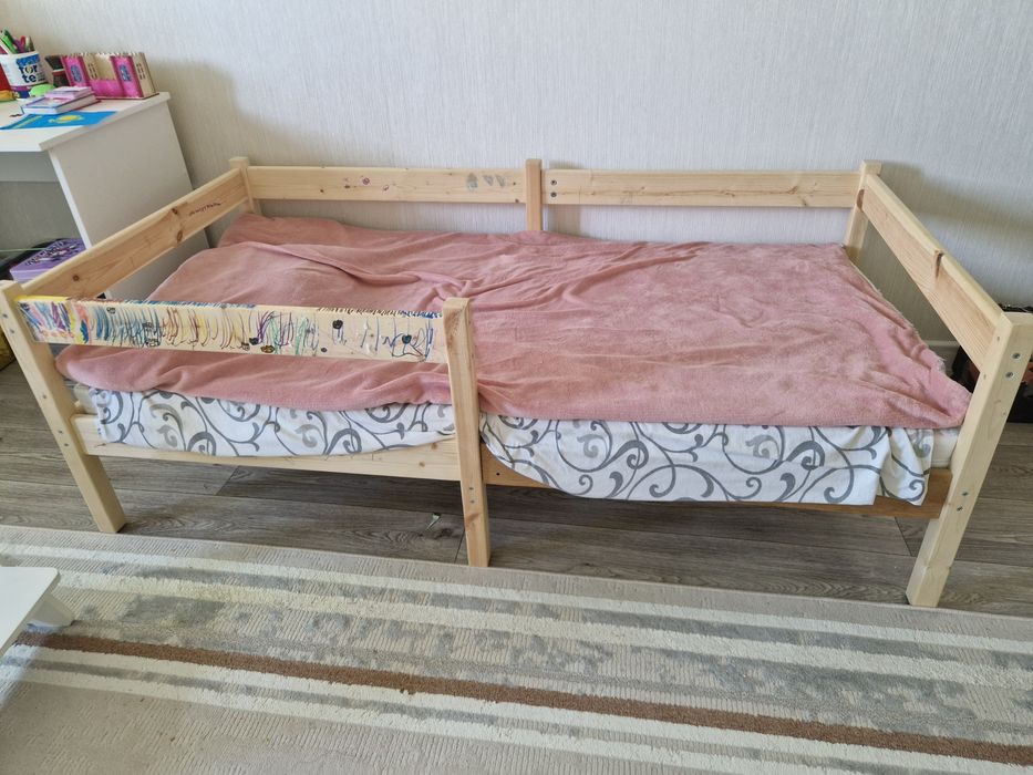 Продам детскую кровать