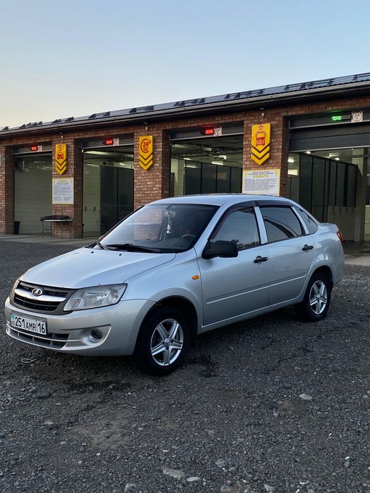 Lada Granta 2012