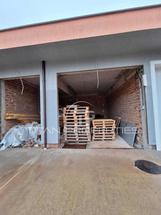 Продава се Склад в Кричим - 1600 кв.м за 232 €/кв.м - Снимка #6