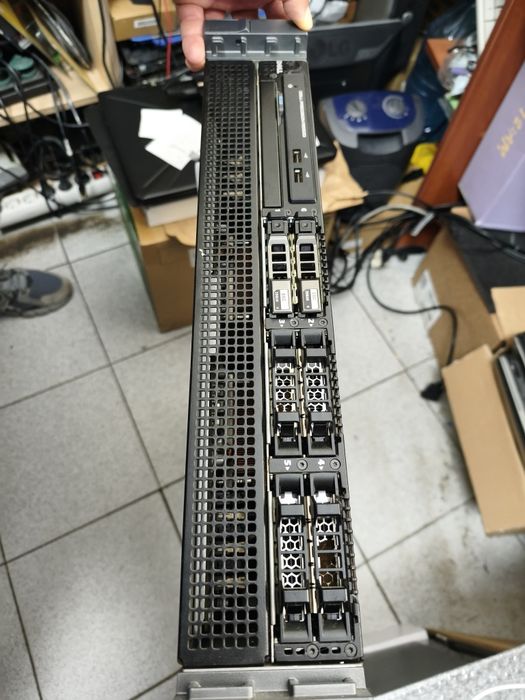 Dell Precision R5500