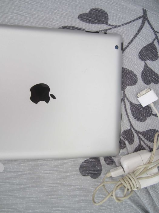 Apple iPad Wi-Fi 3rd Gen 16GB черен MC705KN А1416