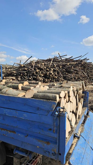 Lemn de Foc taiate si livrate la domiciliu