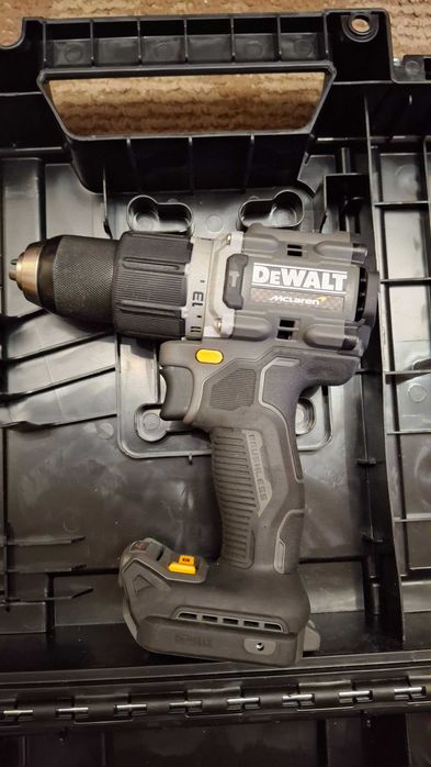 Dewalt винтоверт Mclaren 18V
