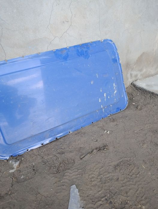 Damas uchun temir oyna rabochi