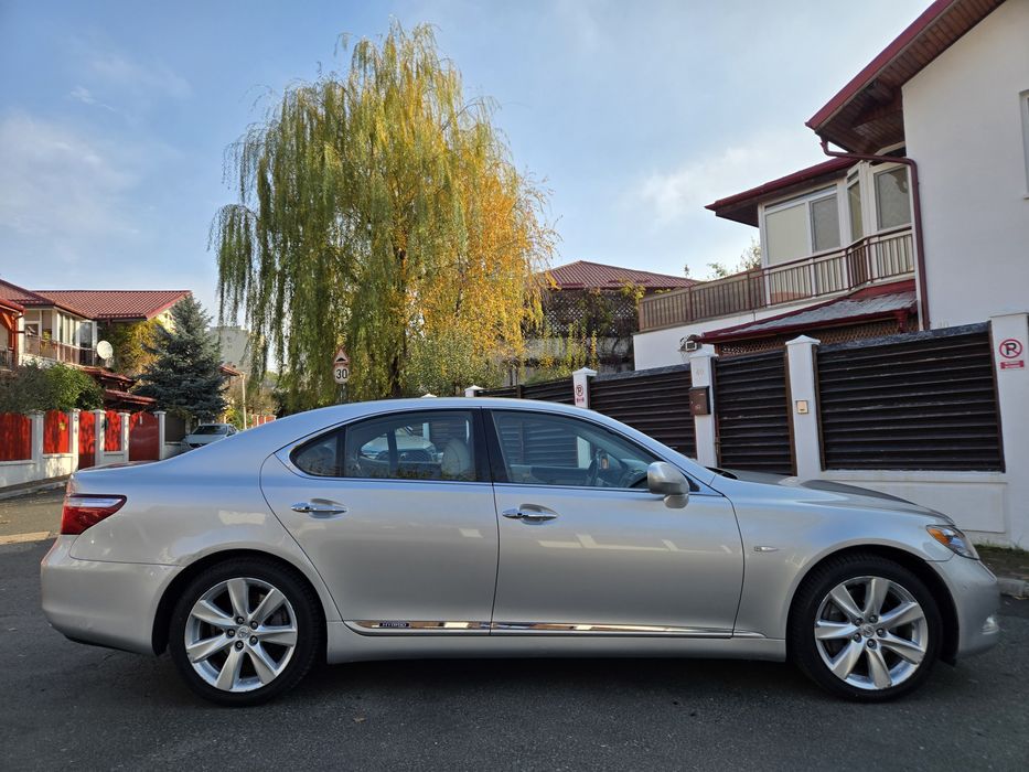 Lexus LS 600h Prezident Hybrid Stare Ireprosabila Propietar Variante