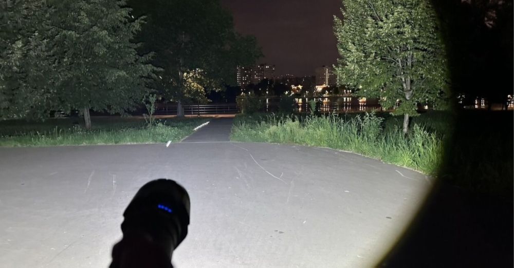 Электрофонарь прожектор фароискатель