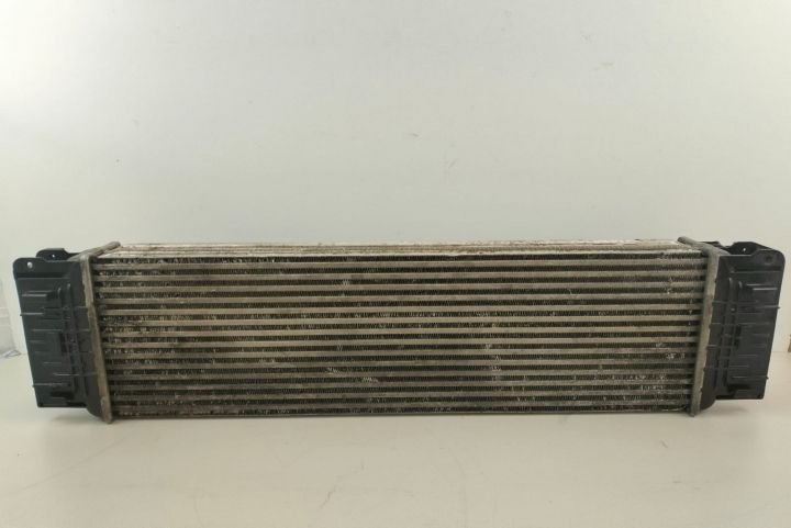 Radiator intercooler HVW9065000000 2E0145804, 880636XC Volkswagen VW