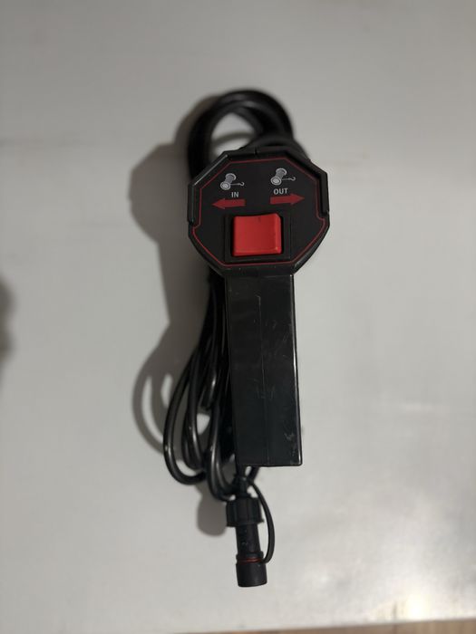 Telecomanda troliu cu fir
