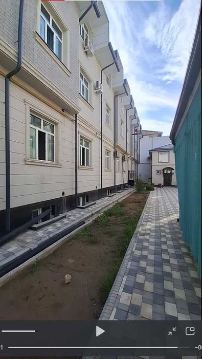 Двухэтажный дуплекс с мансардой, Сергели