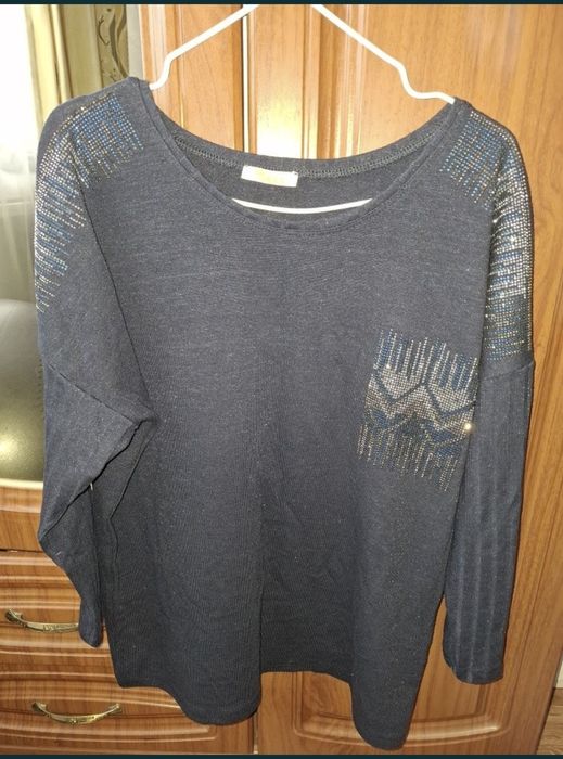 Отдам женские вещи