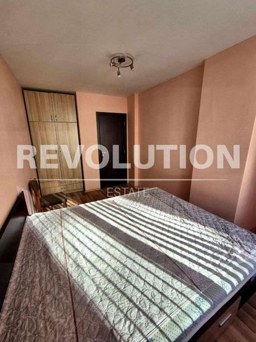 Двустаен апартамент  в гр.Варна, Колхозен пазар!