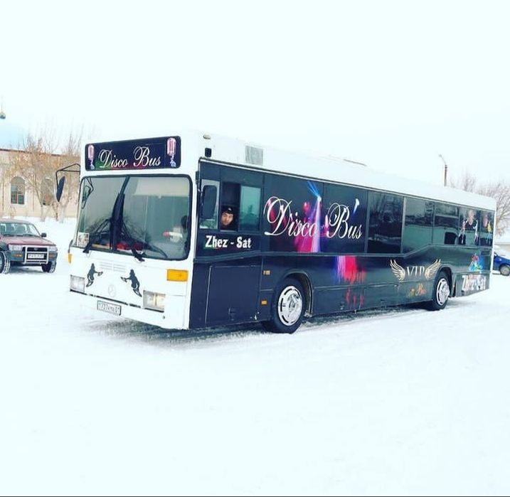 Автобус клуб на колесах