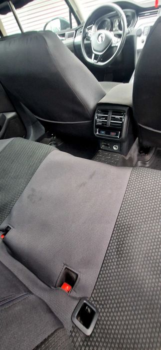 Fără schimburi ,prețul este fix.