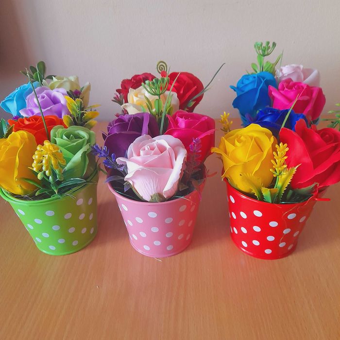 Цветя от пластичен сапун