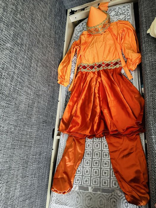 Костюмы детские