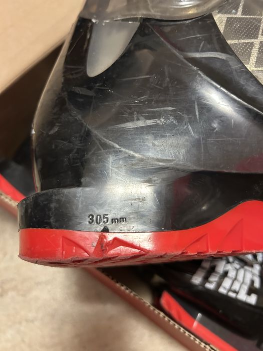 Clapari Atomic Hawks 90 marimea 26-26,5   EU (40-41)