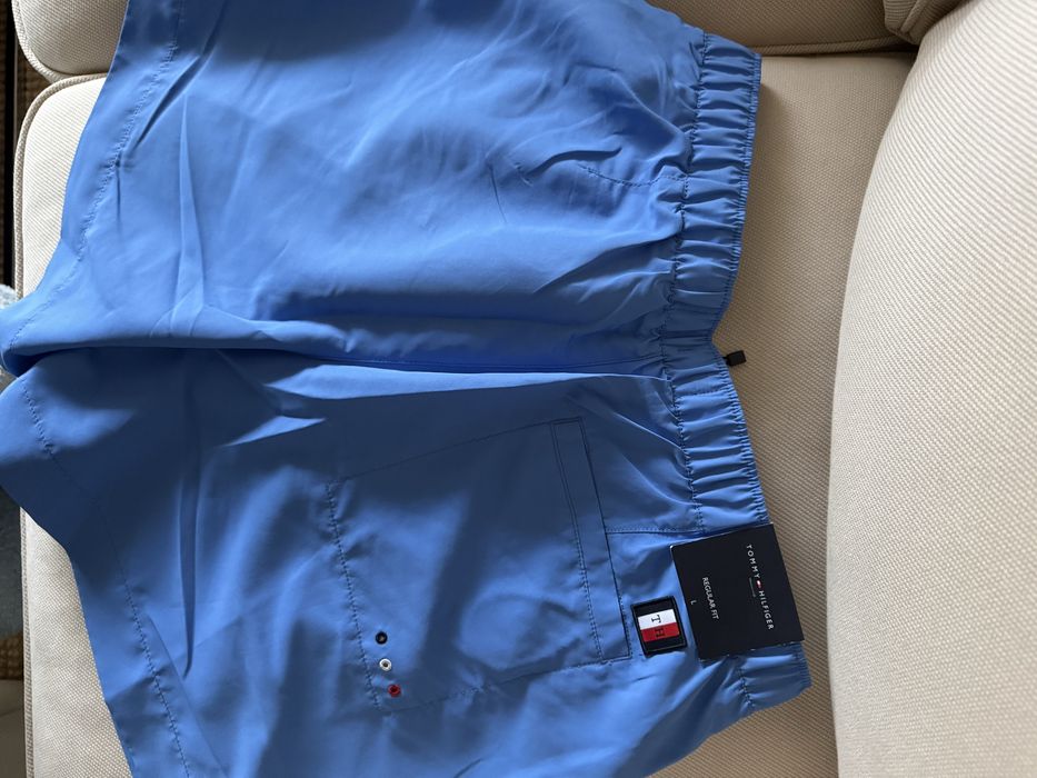 Tommy Hilfiger бански