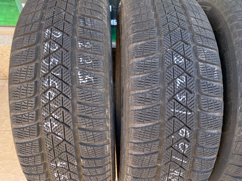 Гуми зимни гума  225/60/18” PIRELLI SOTTOZERO 3