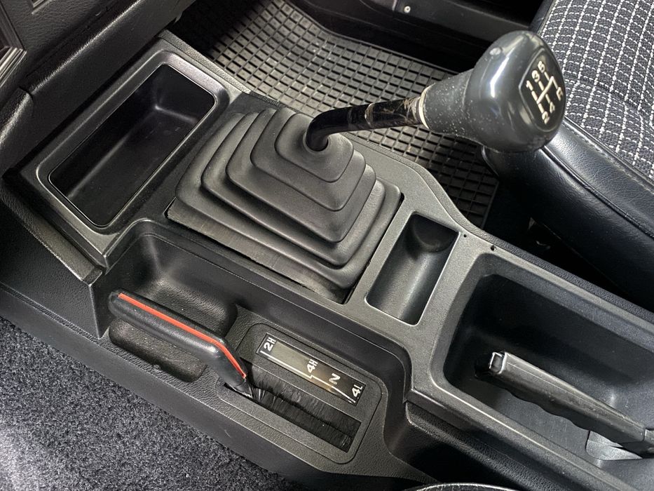 Jeep Cherokee XJ 1988 - Atestat vehicul istoric