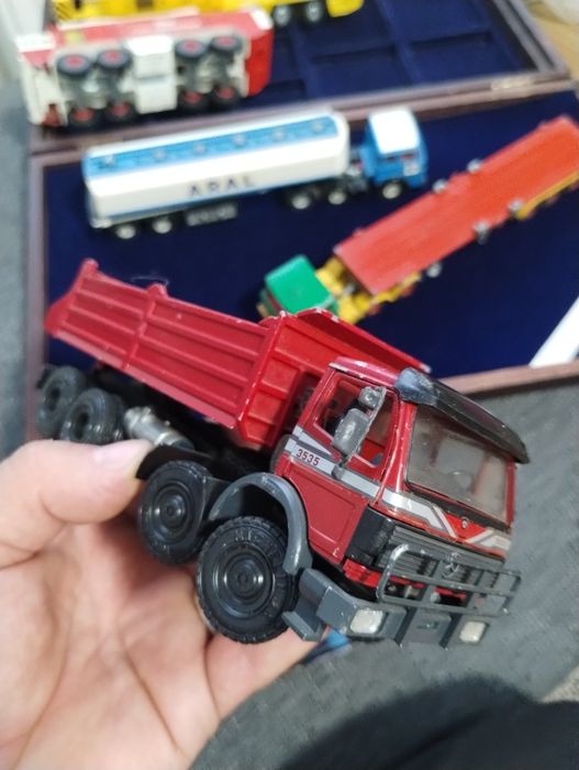 Jucărie Mercedes-Benz 4 Axe