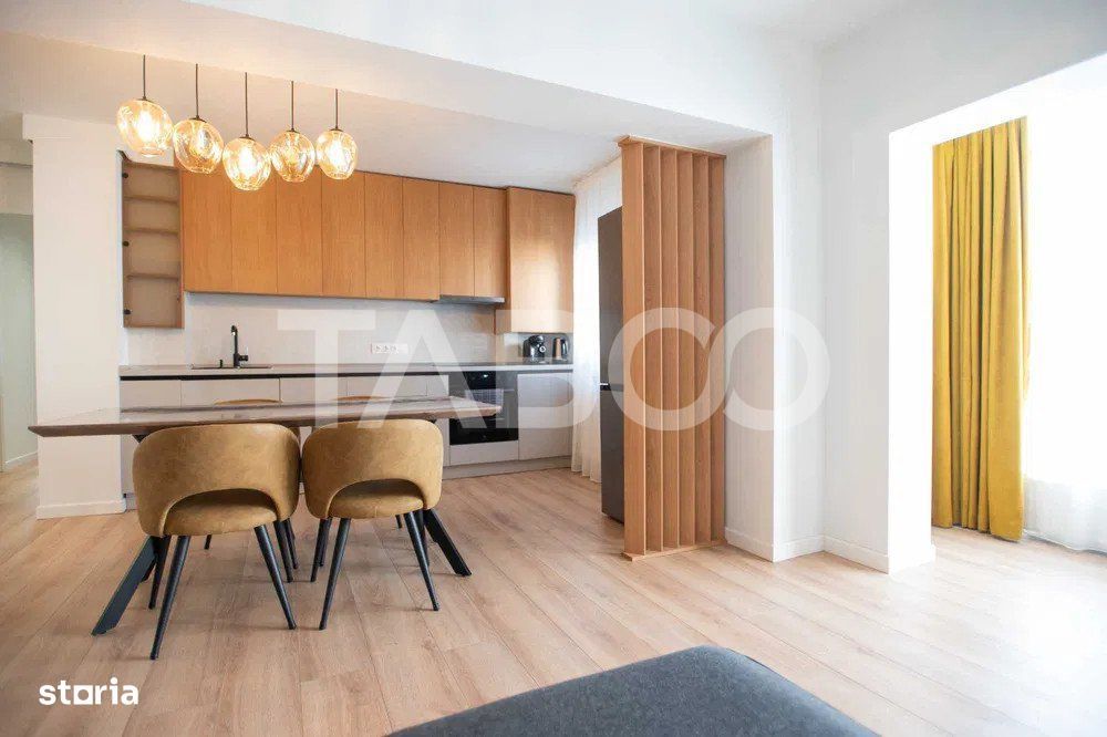 Apartament de inchiriat cu 3 camere etajul 1 in zona Strand