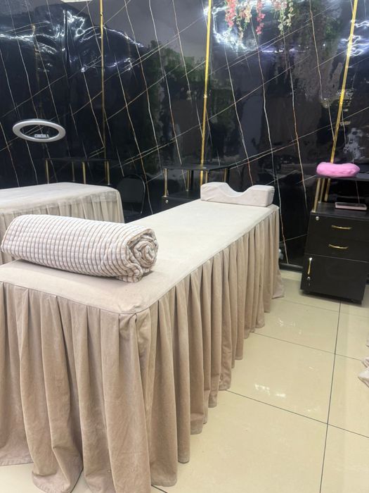 Сдам кушетку в салоне красоты