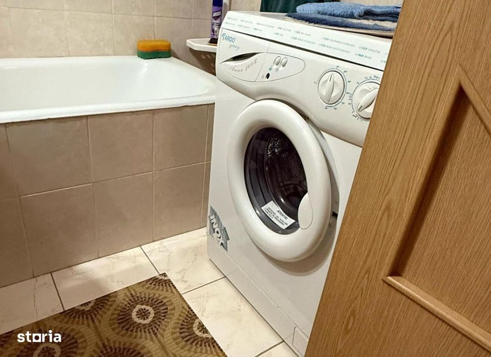 Apartament 2 camere Podul de Fier , 46 metri, etaj 3 Cod:162396