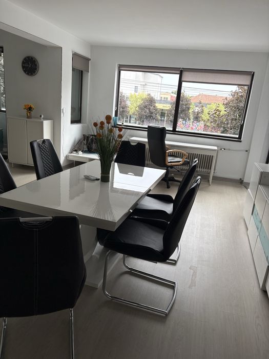 Inchiriez apartament bulevard