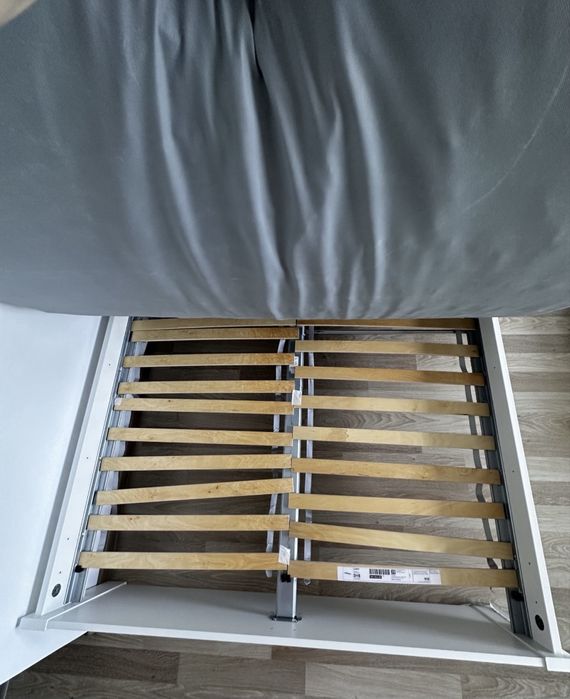 pat ikea cu saltea