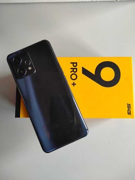 Realme 9 Pro+ (256/8) / Realme 7 Pro (2 бр.)