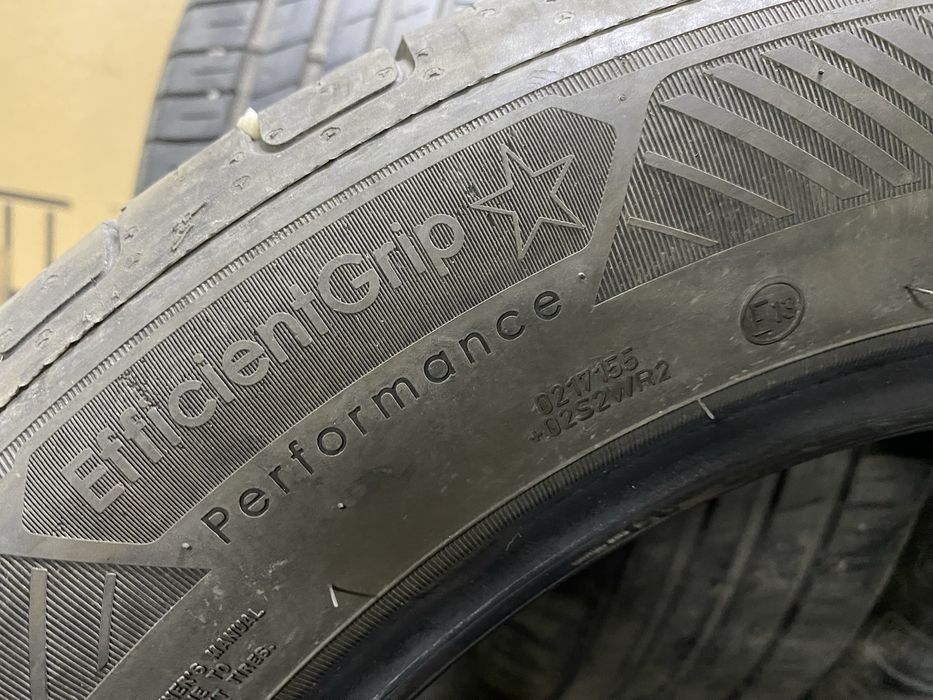 Anvelope vara 225/55R17 Goodyear EfficientGrip Performance 97W