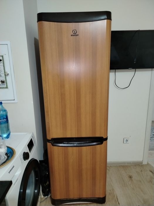 Продаю холодильник Indesit в хорошем состоянии